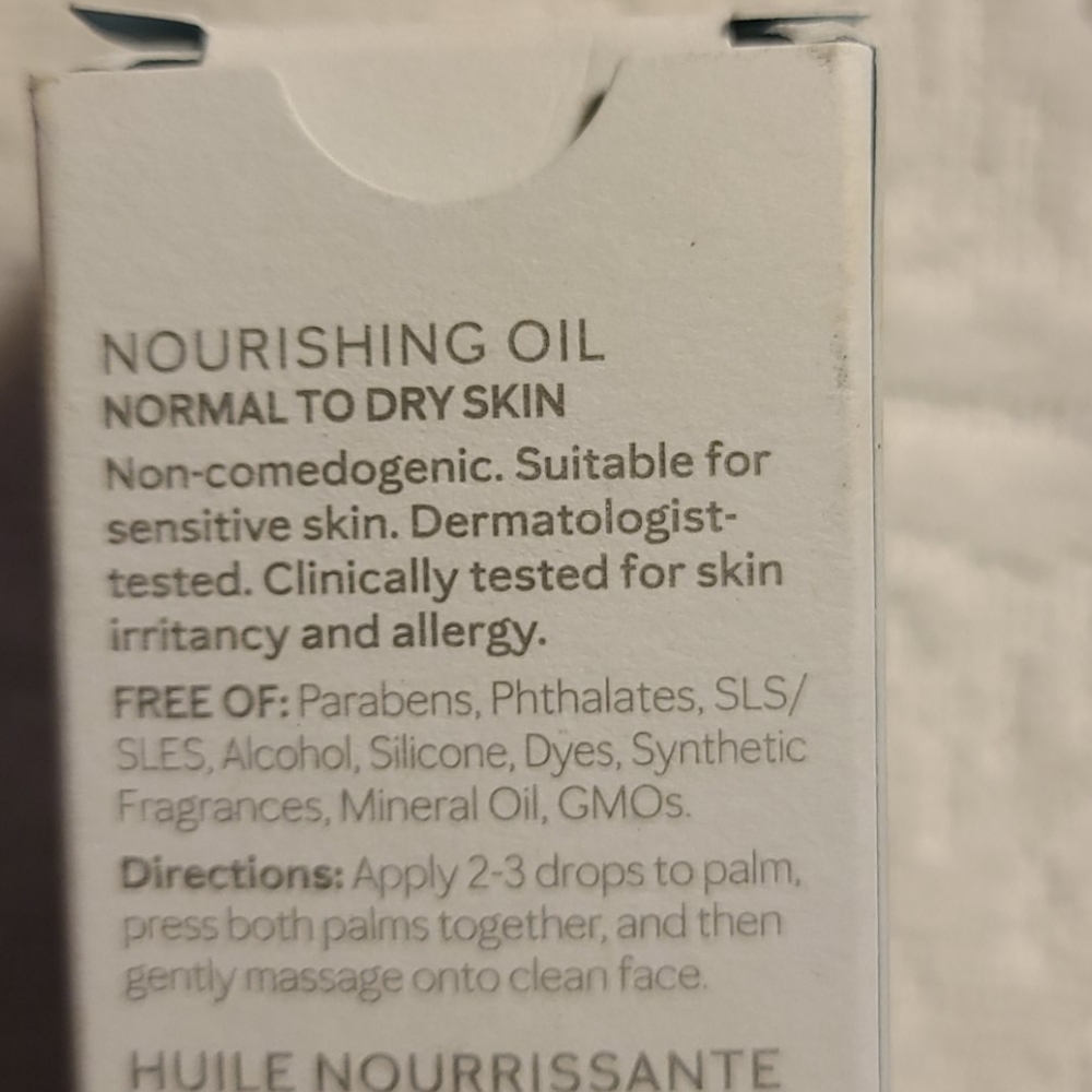 Mary Kay NATURALLY Nourishing Oil - Picture 2 of 2